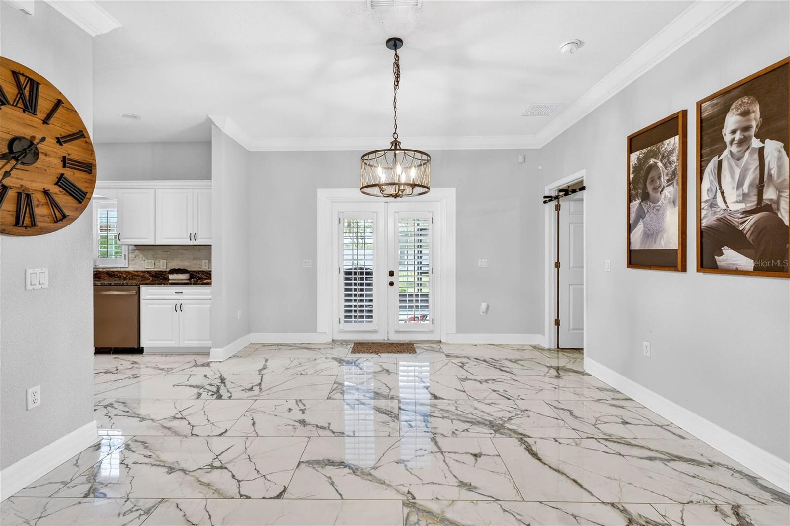 HICKORY HILLS - Residential