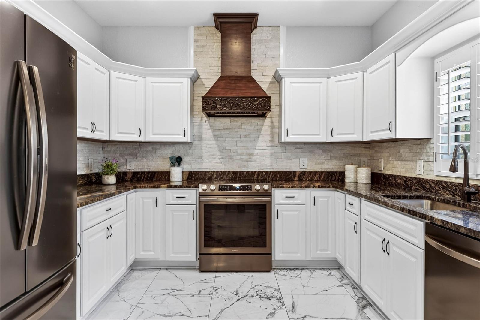 HICKORY HILLS - Residential