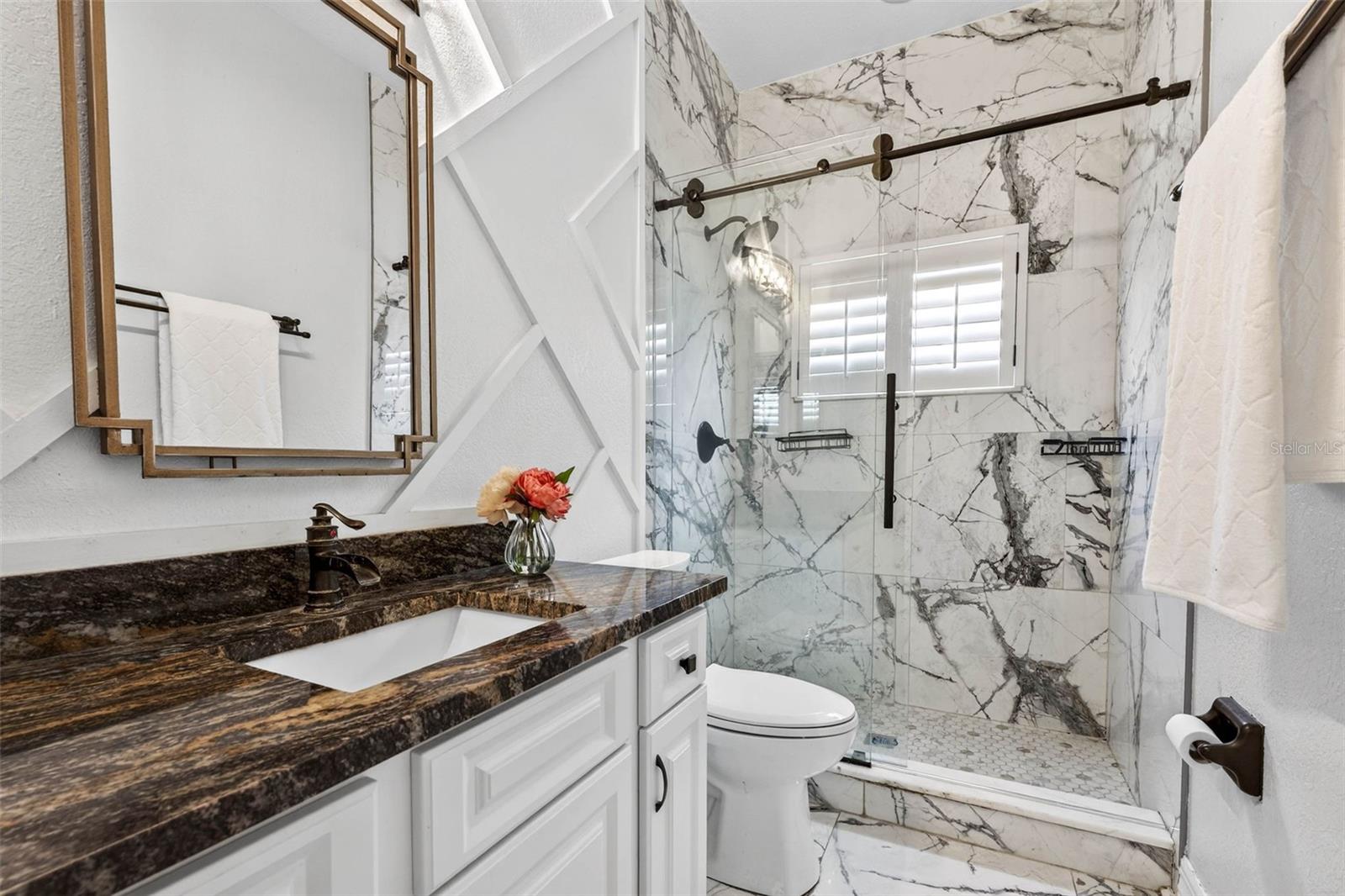 HICKORY HILLS - Residential