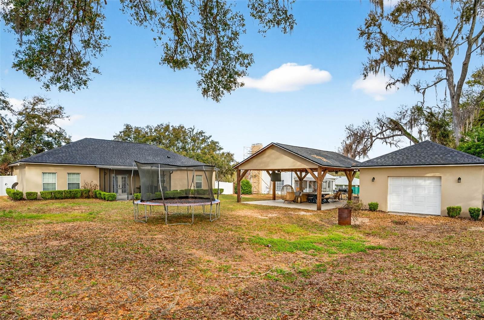 HICKORY HILLS - Residential