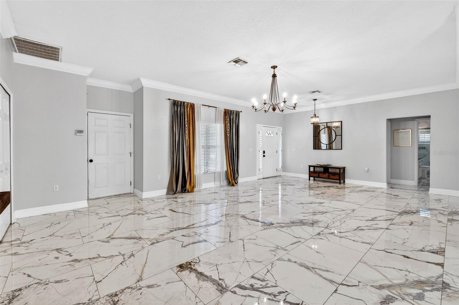 HICKORY HILLS - Residential