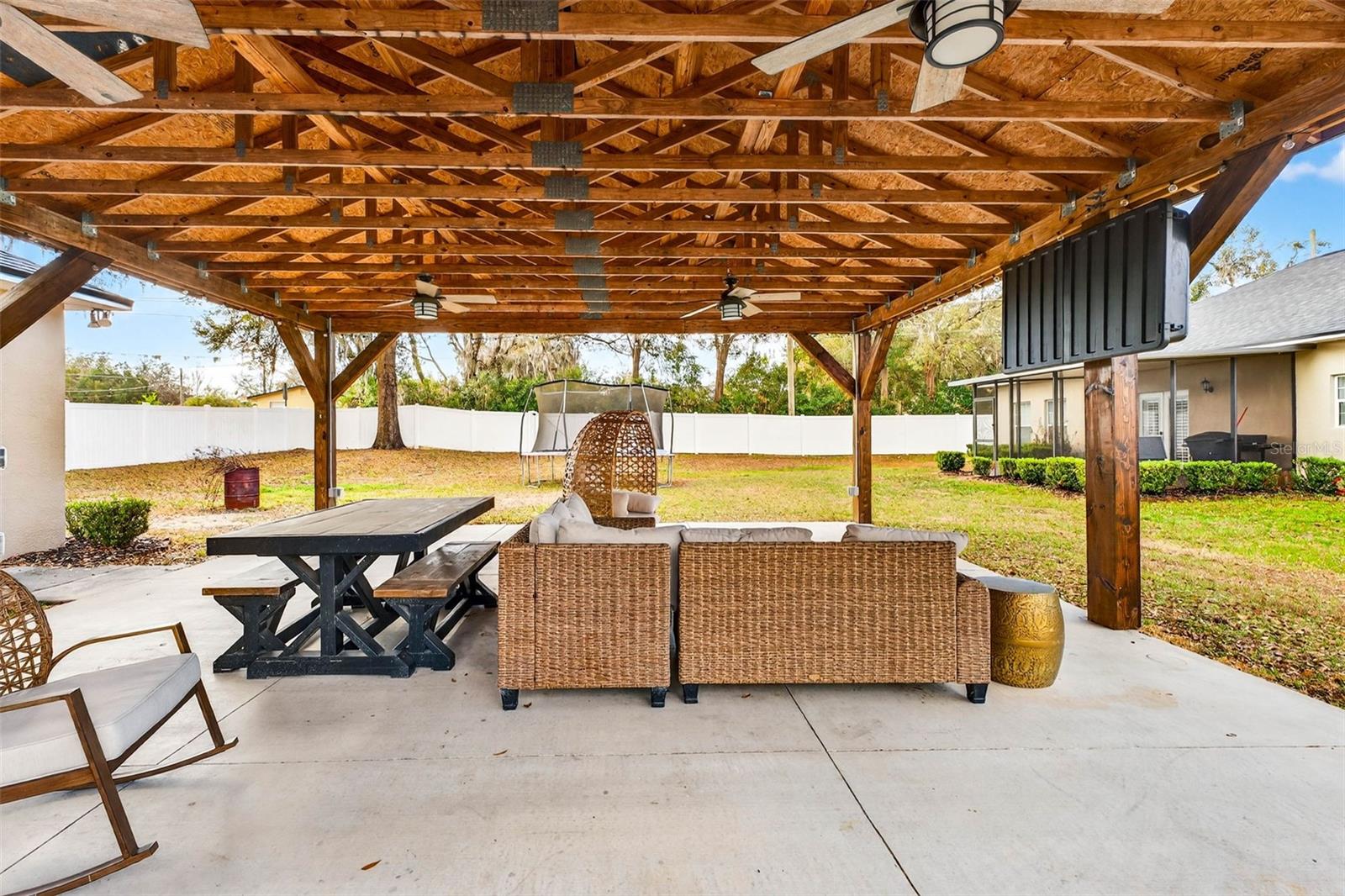 HICKORY HILLS - Residential