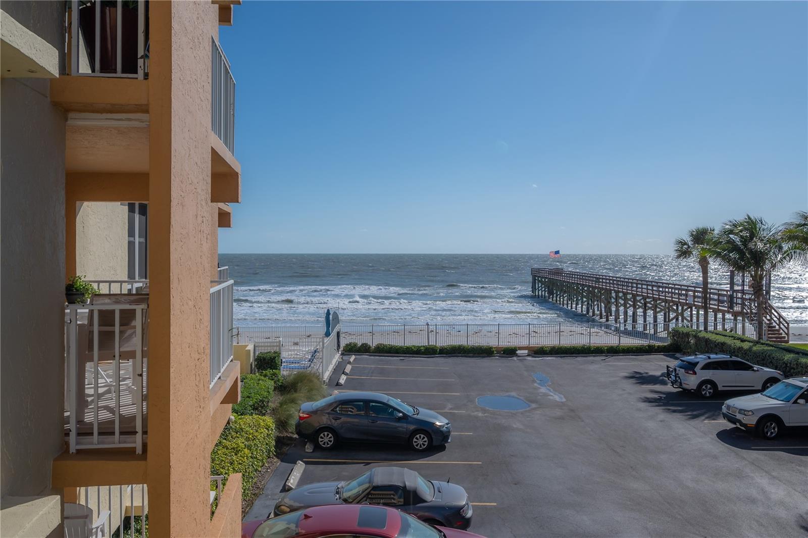 BREAKERS THE CONDO - Residential