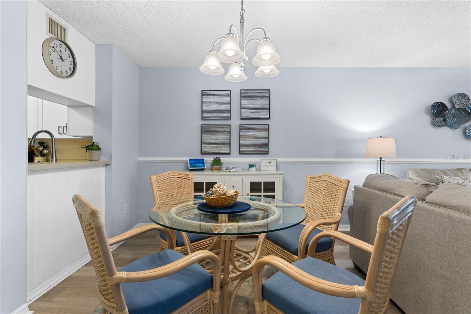 BREAKERS THE CONDO - Residential