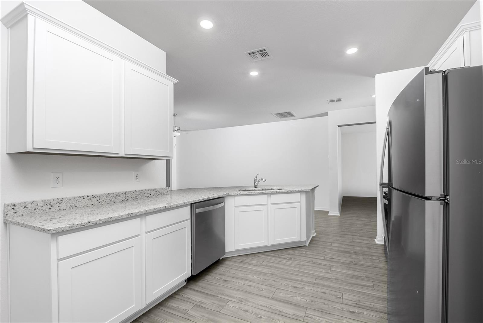 13284 TULA LOOP