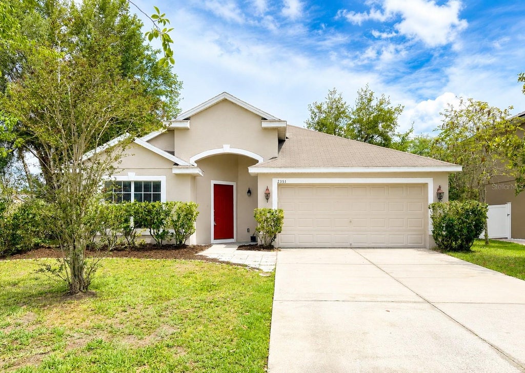 Photo of 2351 Holly Pine Circle, Orlando, FL 32820 (MLS # O6413837)