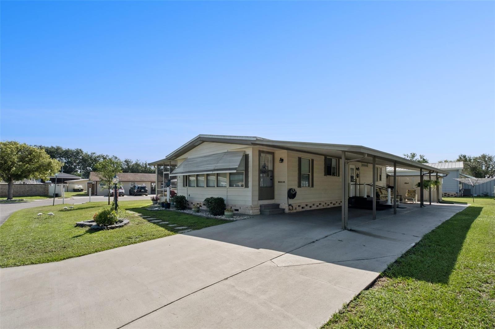 301 LAKEVIEW DRIVE