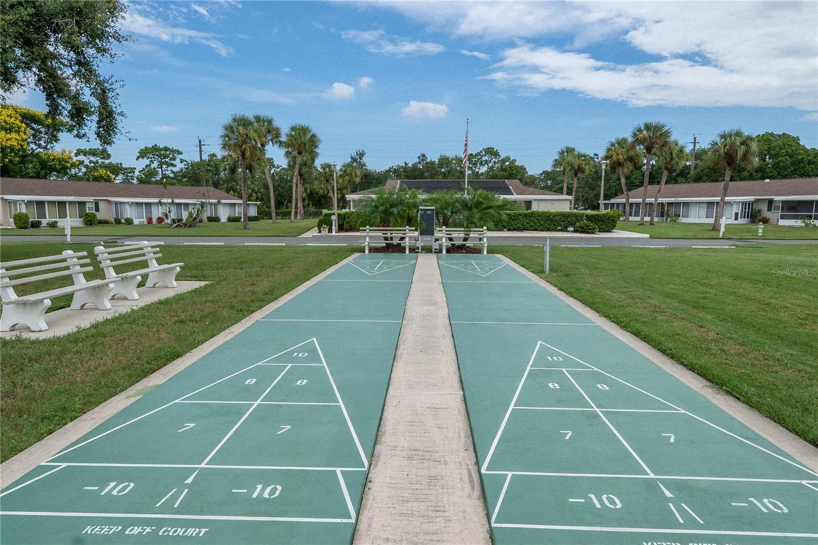 ROLLING GREEN GLF VILLAGE I - Residential Lease