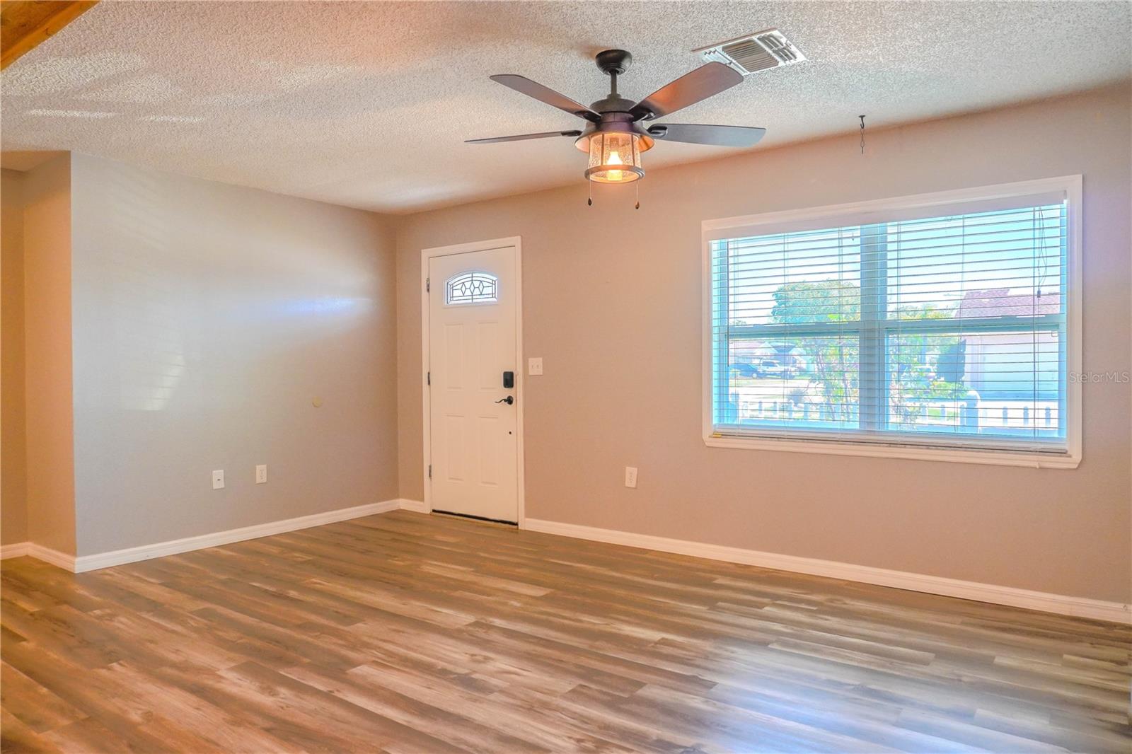 7827 CROSIER COURT