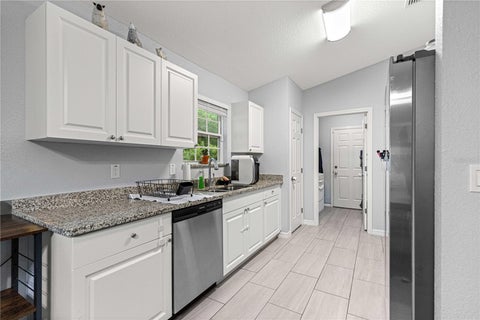 Tiny photo for 14180 SE 35th Court, Summerfield, FL 34491 (MLS # G5113032)