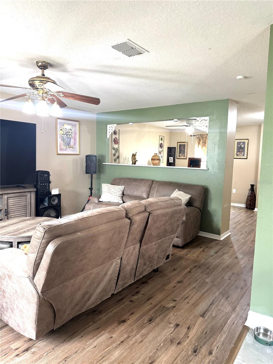 POINCIANA NBRHD 02 VILLAGE 08 - Residential Lease