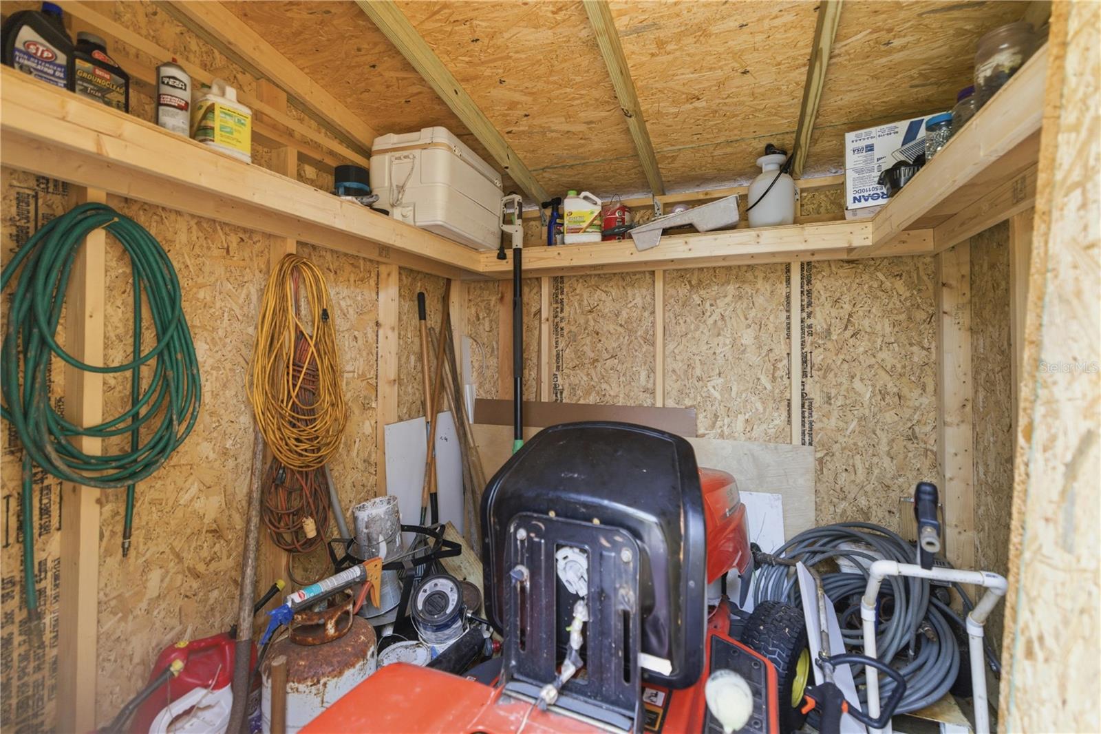 CRYSTAL RIVER OAKS - Residential