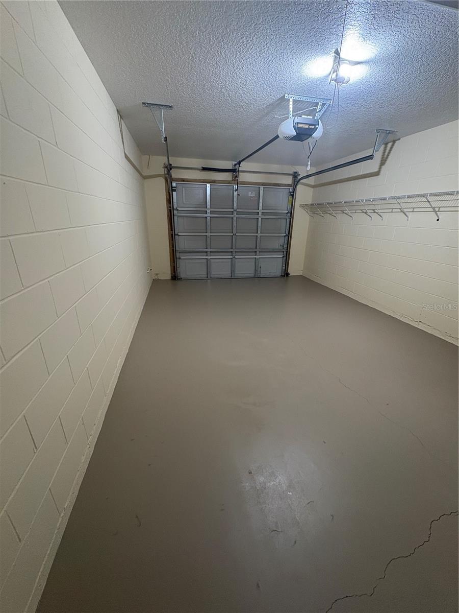 FOREST GROVE BUS CENTER - Residential Lease