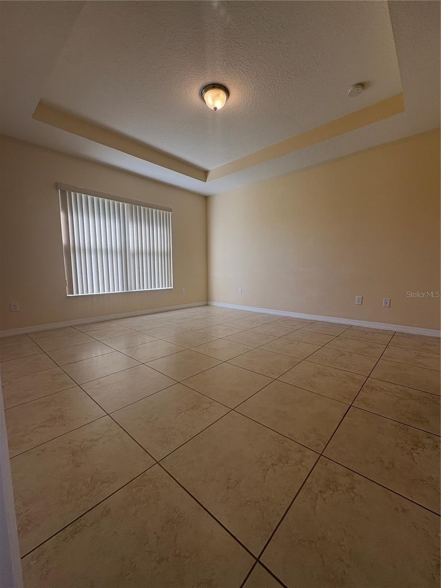 FOREST GROVE BUS CENTER - Residential Lease