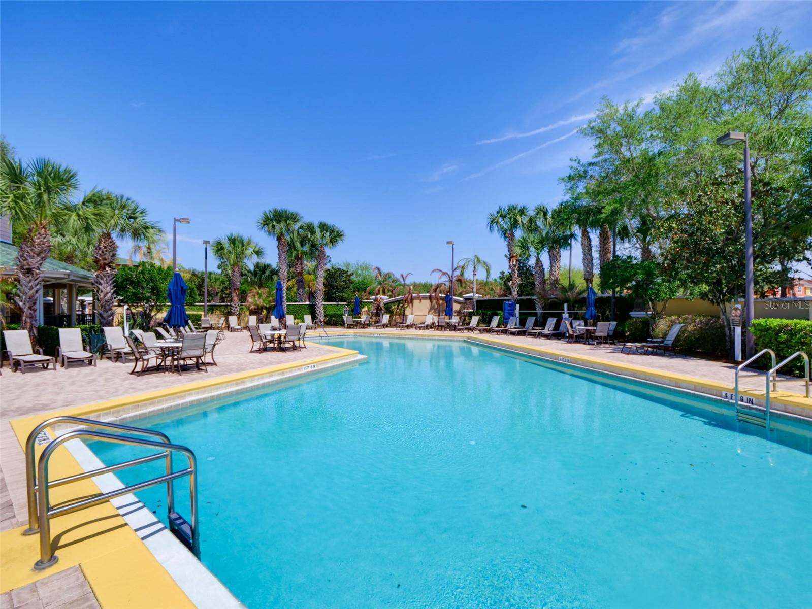 CARIBE COVE PH 04 CONDO - Residential