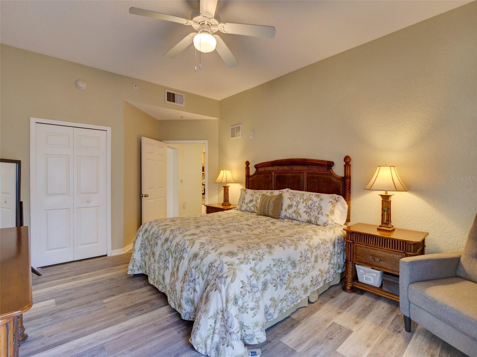 CARIBE COVE PH 04 CONDO - Residential