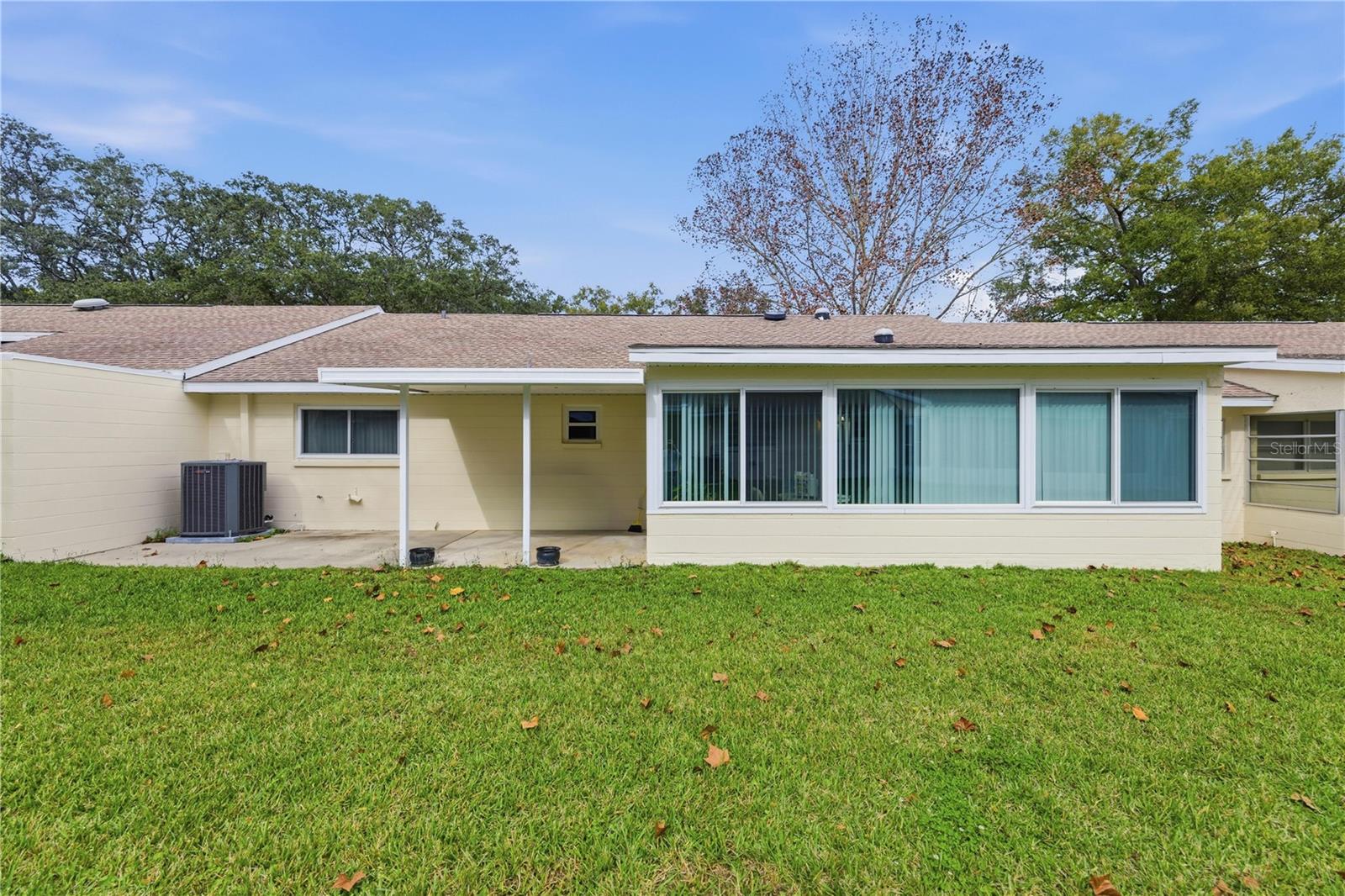 CIRCLE SQUARE WOODS - Residential