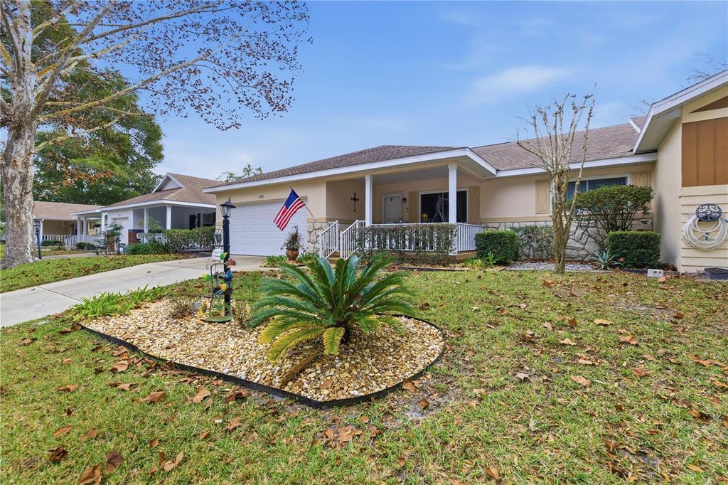 Photo of 8702 SW 94th Street #E, Ocala, FL 34481 (MLS # OM716708)