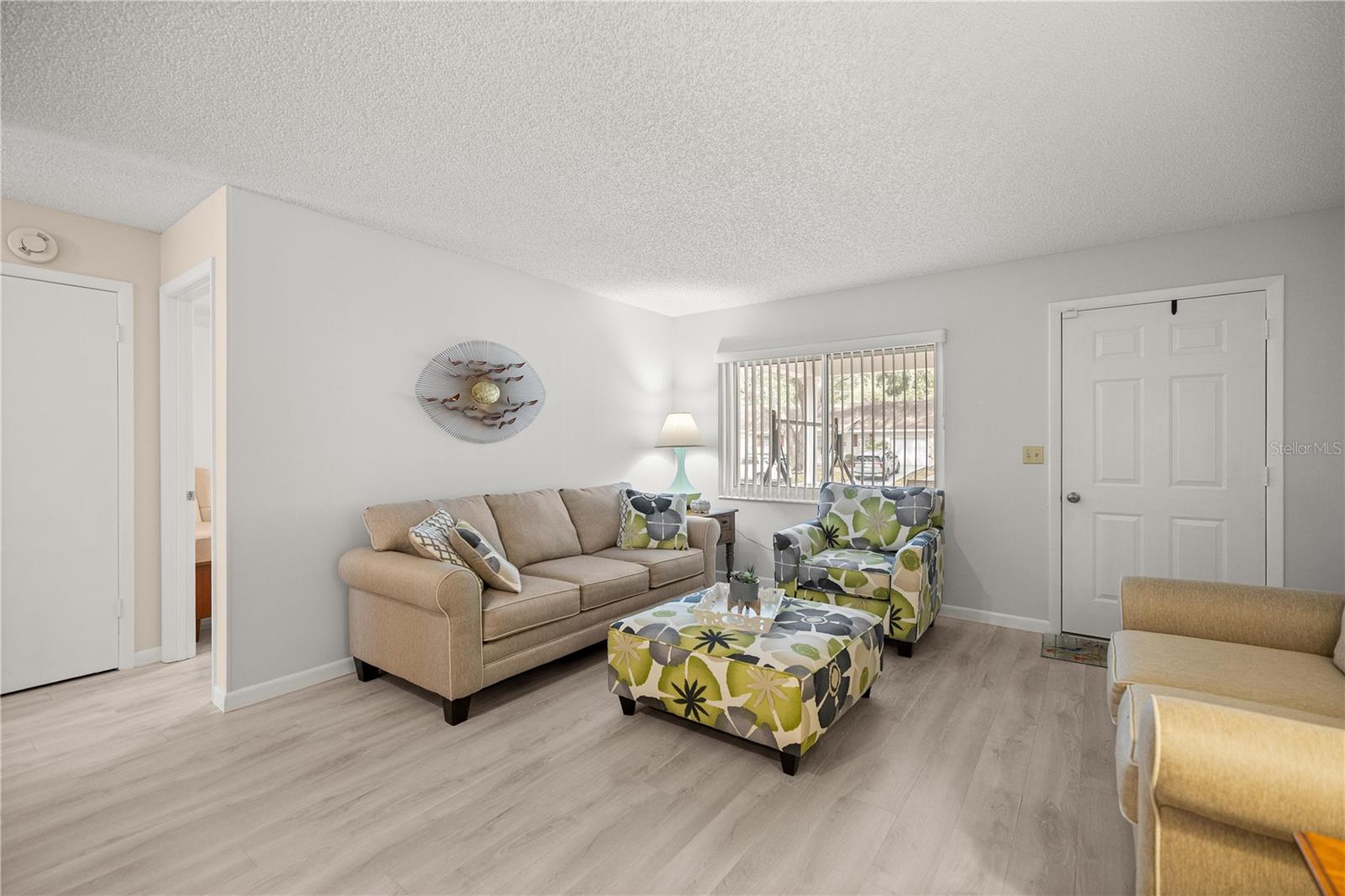 CIRCLE SQUARE WOODS - Residential