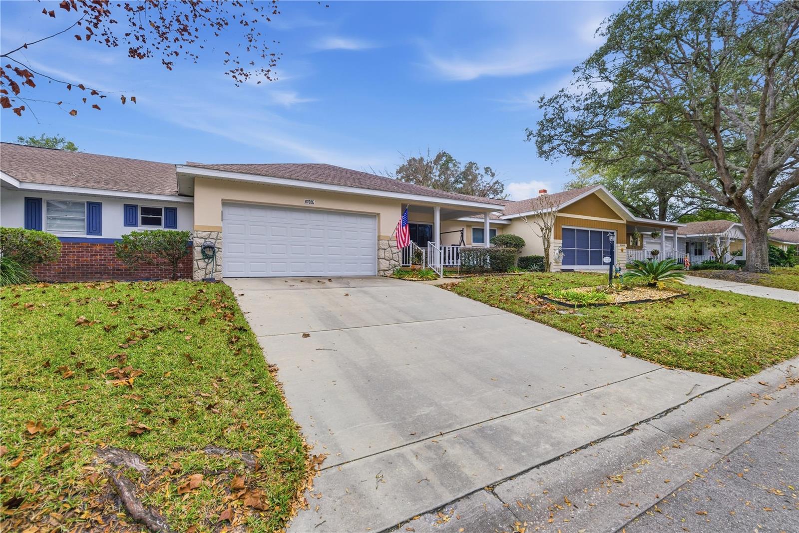 CIRCLE SQUARE WOODS - Residential