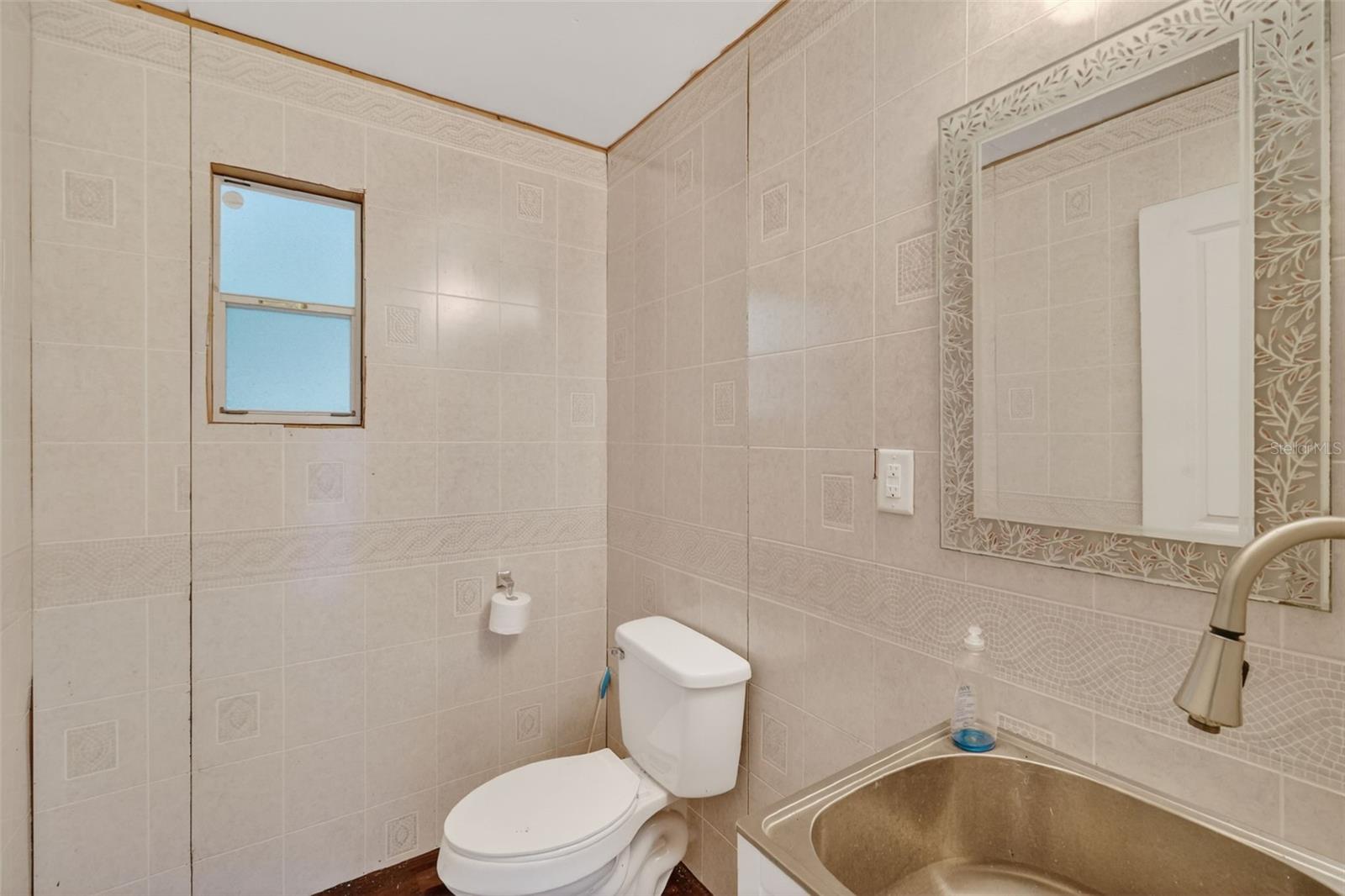 METES AND BOUNDS LEGAL - Residential