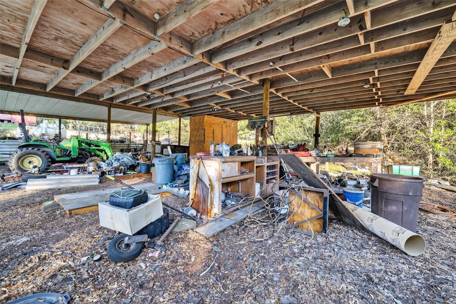 METES AND BOUNDS LEGAL - Residential