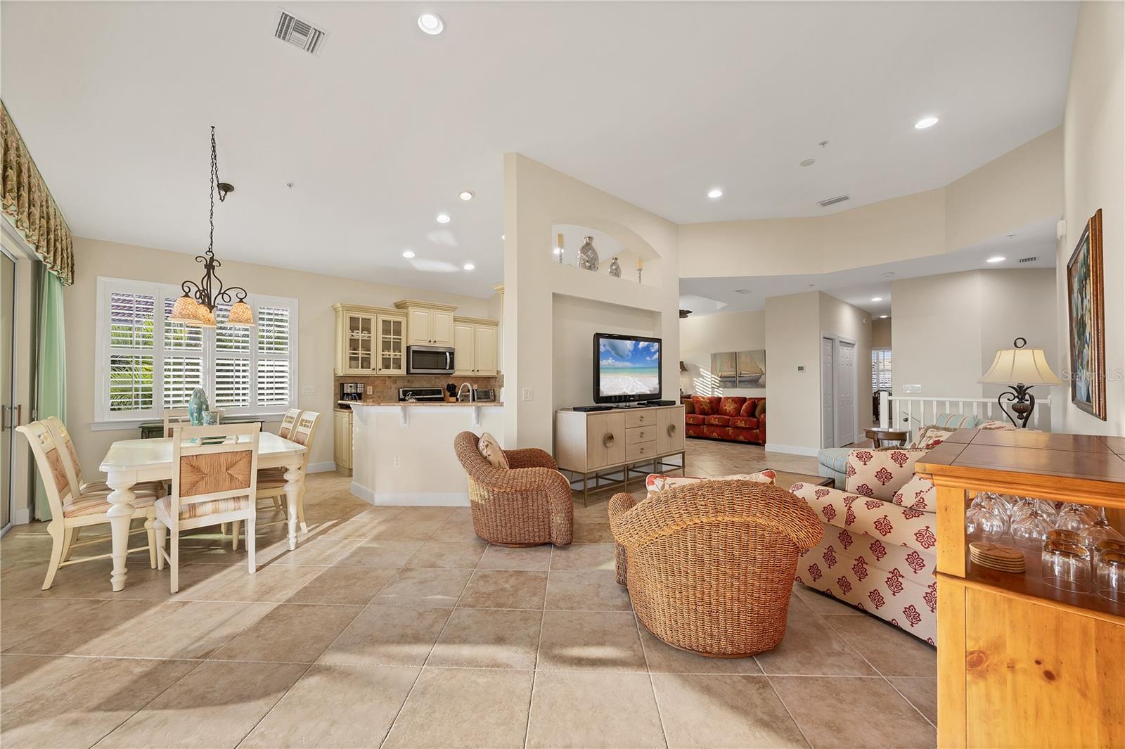 RIVERWOOD - Residential