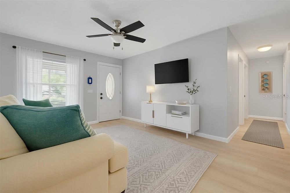SUTHERLAND, TOWN OF BLK 117, LOT 13 & W 23FT OF LO - Residential Lease