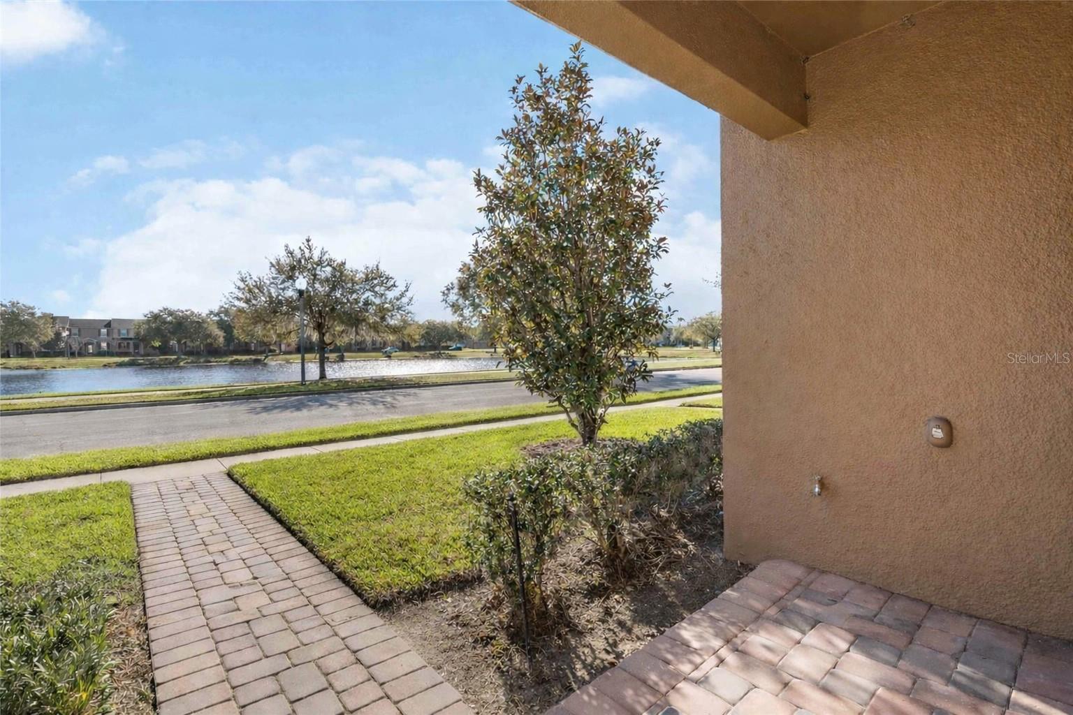 SAVANNAH LNDGS - Residential