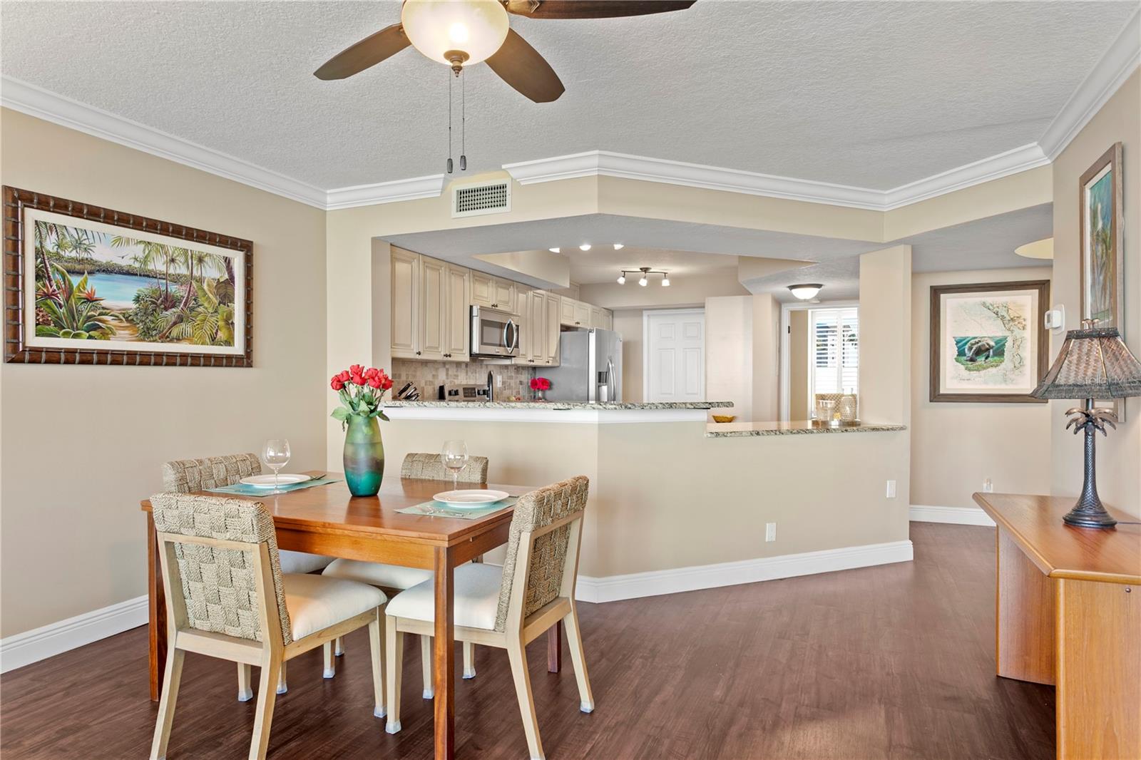 ISLA KEY CONDO - Residential