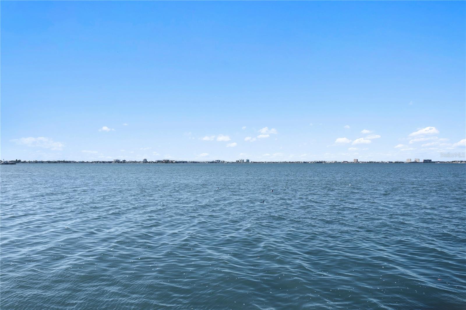 ISLA KEY CONDO - Residential