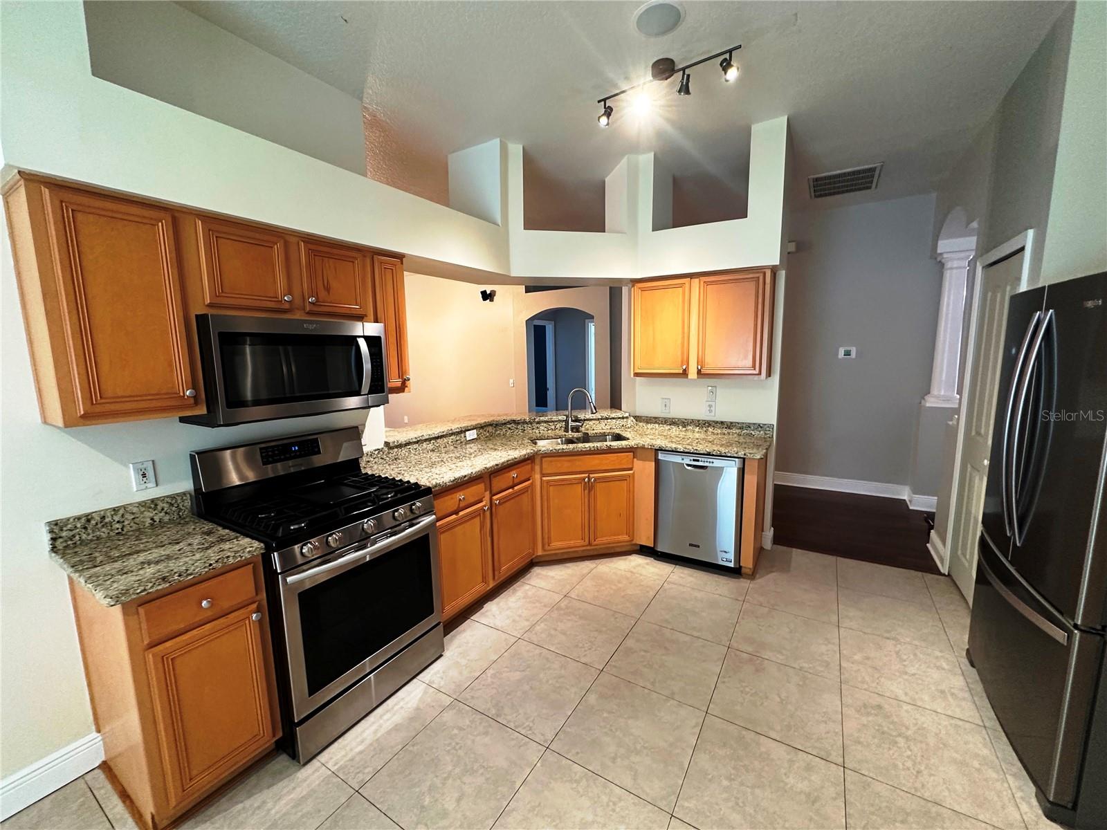 809 STRAW LAKE DRIVE