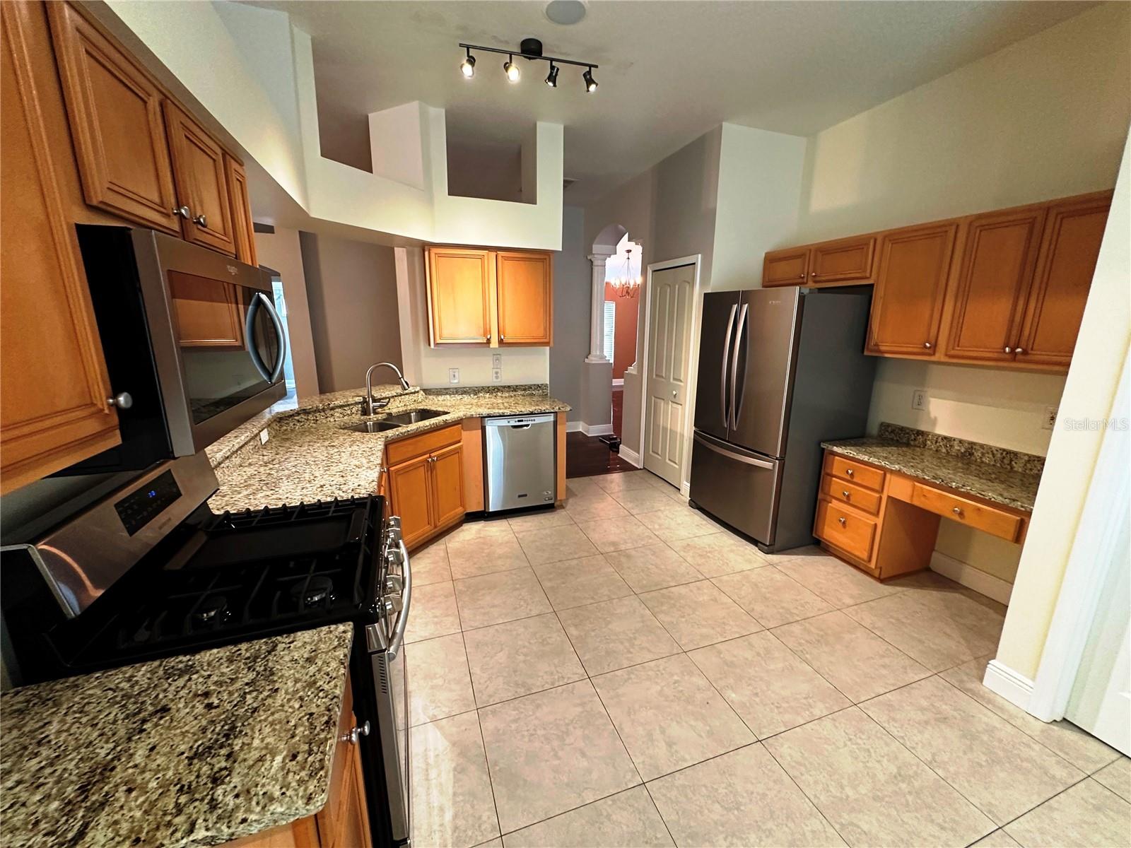 809 STRAW LAKE DRIVE