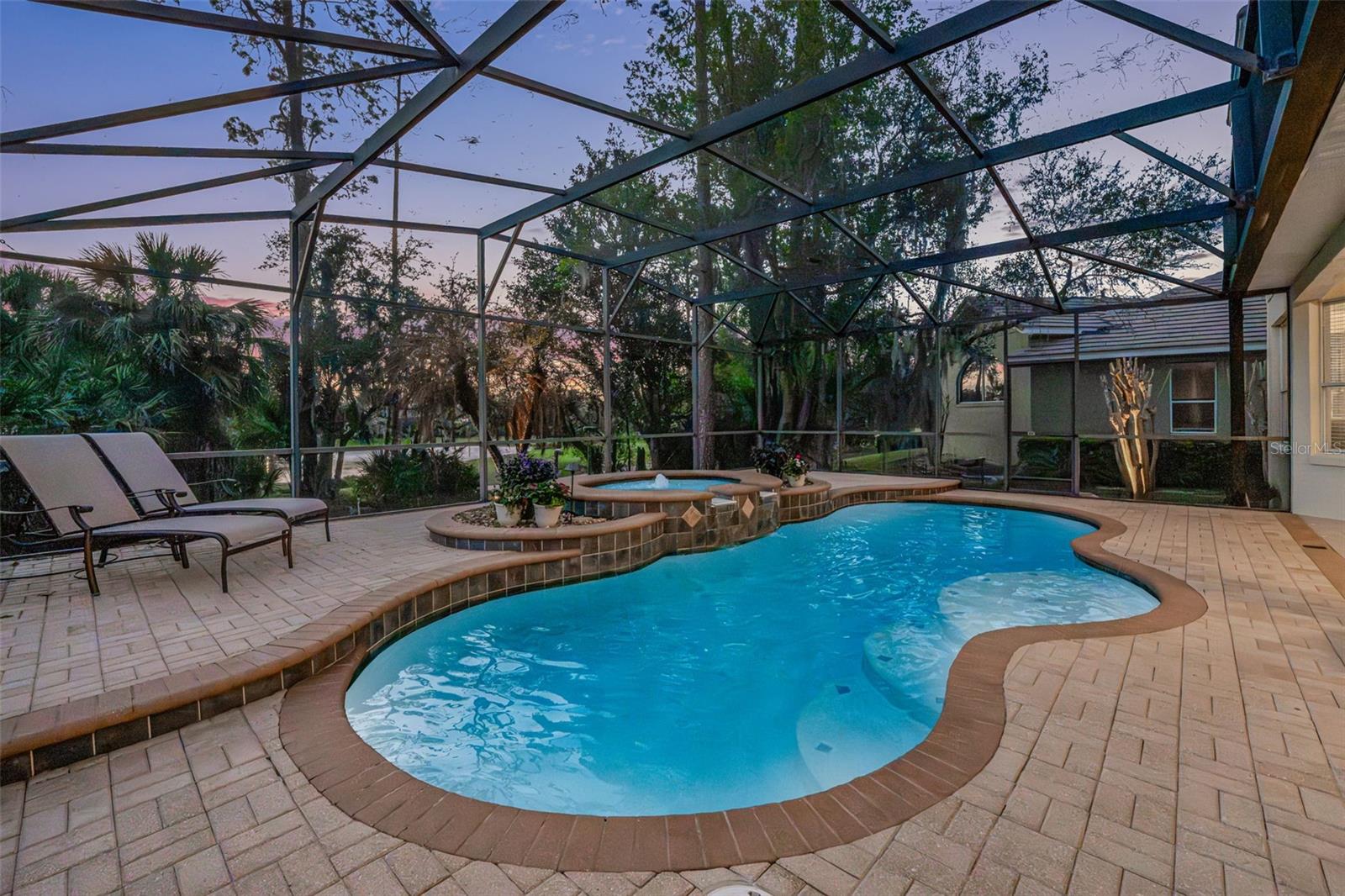 ALAQUA LAKES - Residential