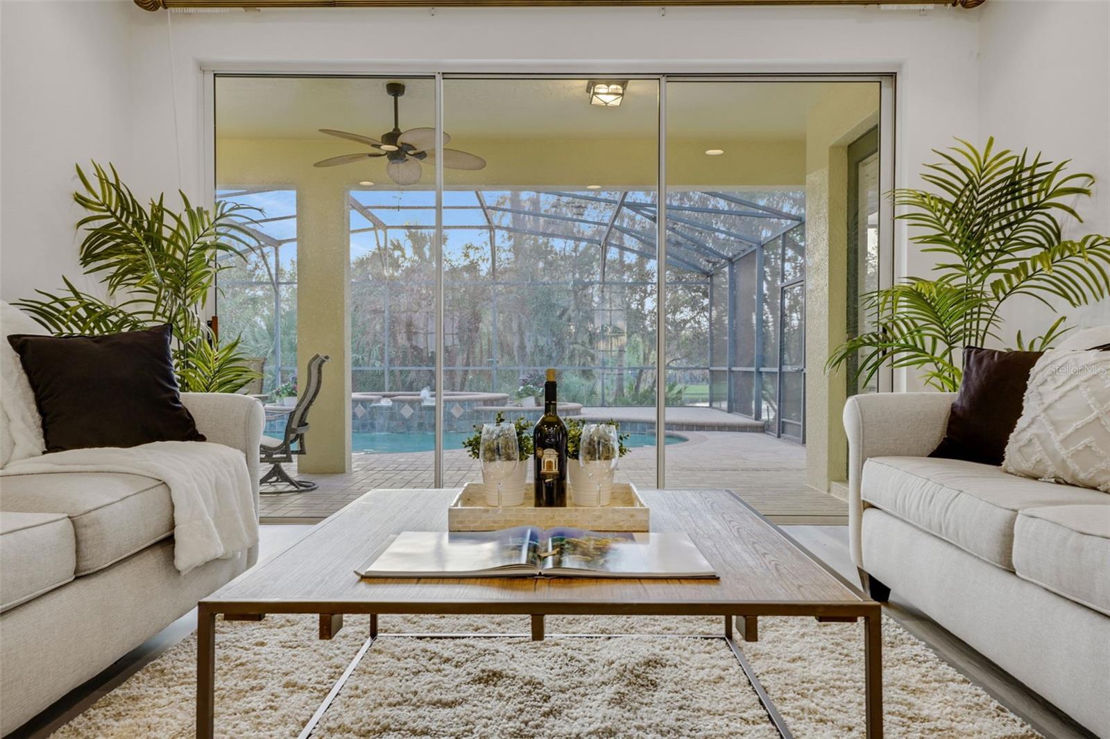 ALAQUA LAKES - Residential