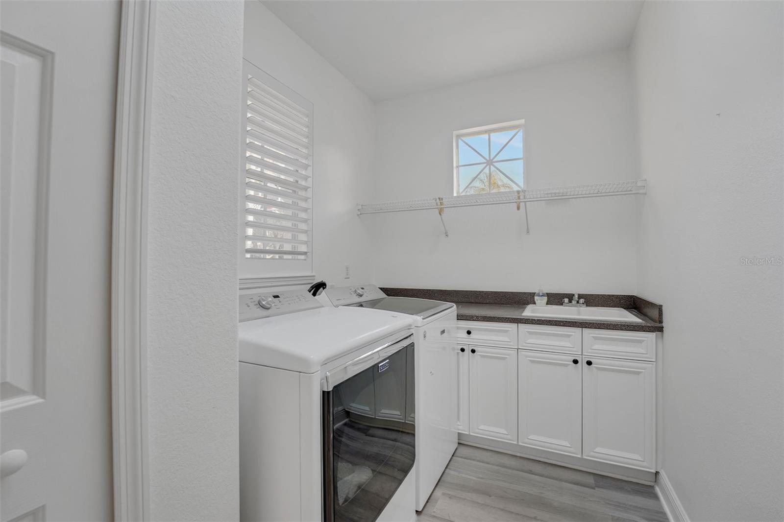 ALAQUA LAKES - Residential