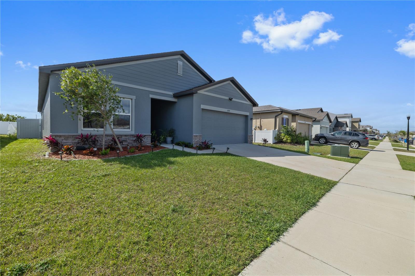 2375 HARRIS HAWK AVENUE