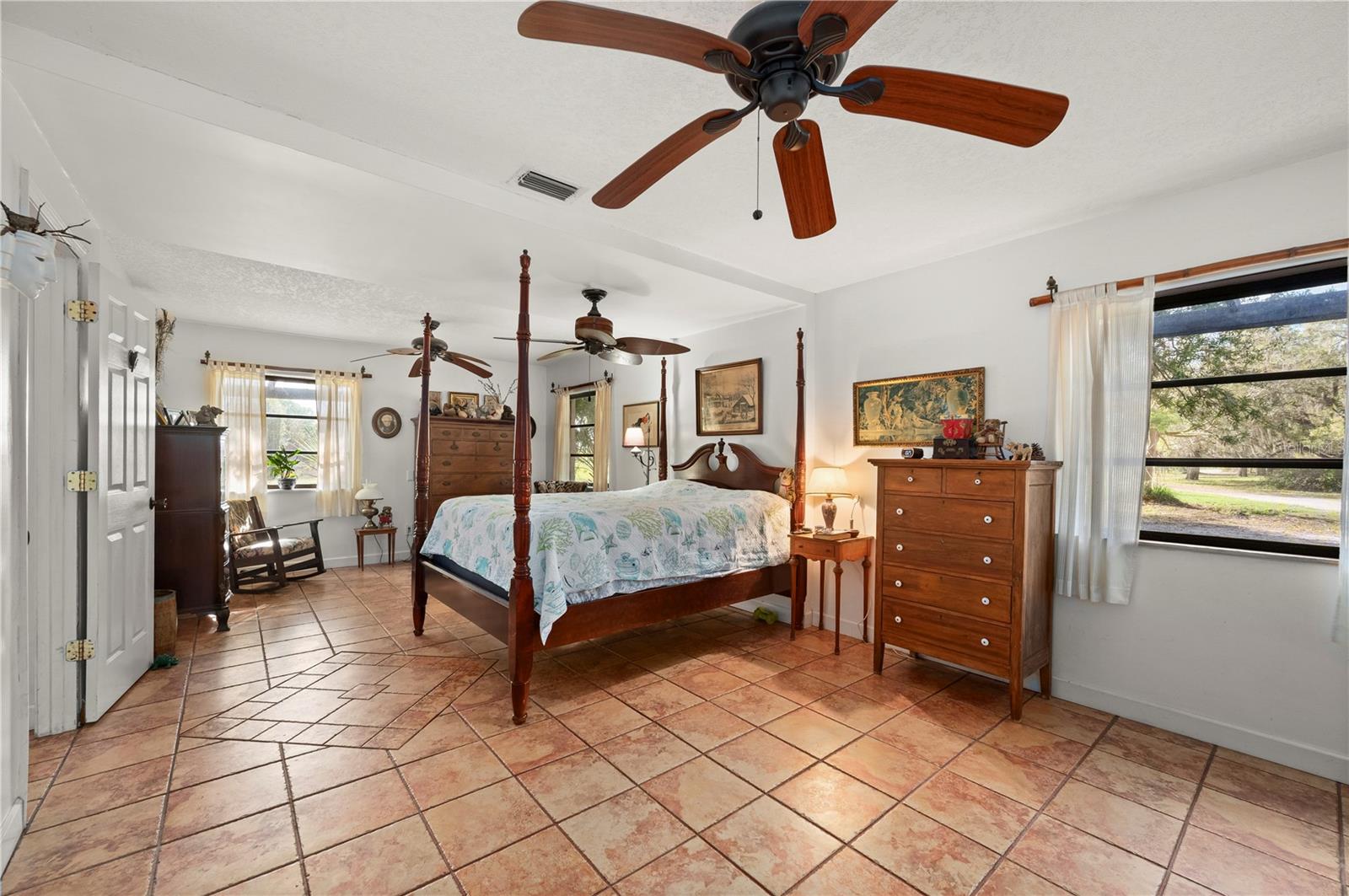 SHELL CREEK - Residential