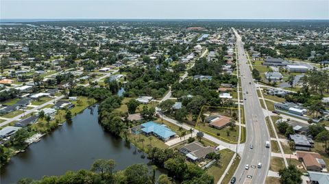 A home in PORT CHARLOTTE