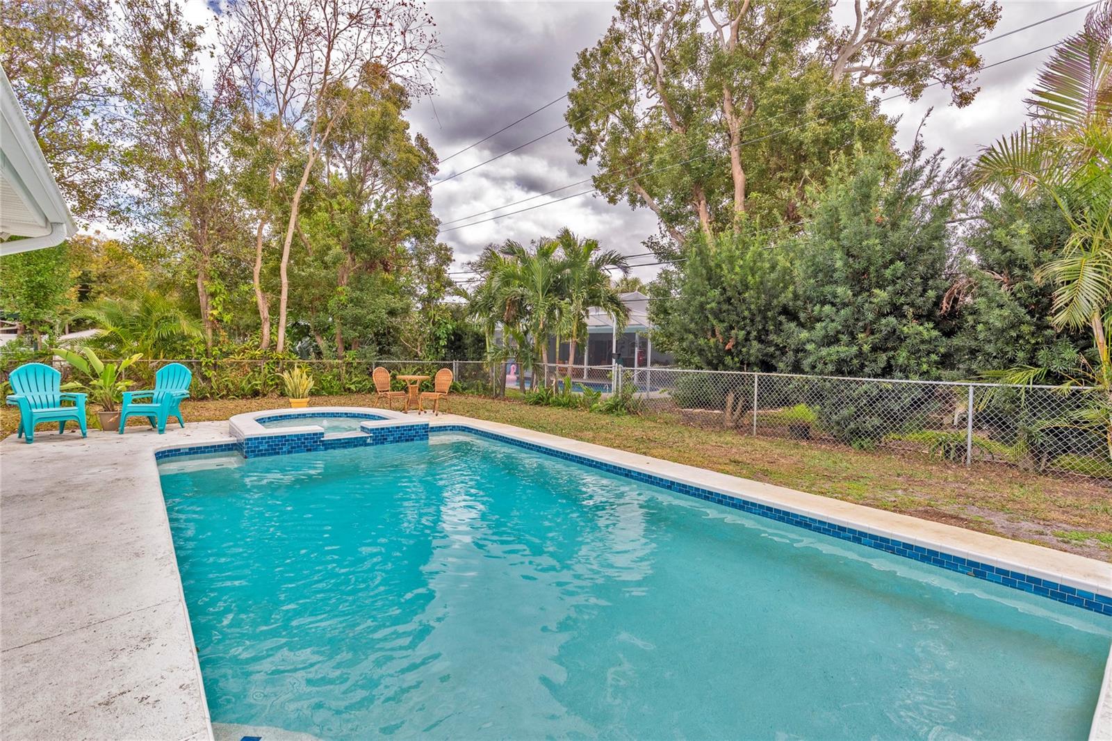 IMPERIAL PARK - Residential Lease