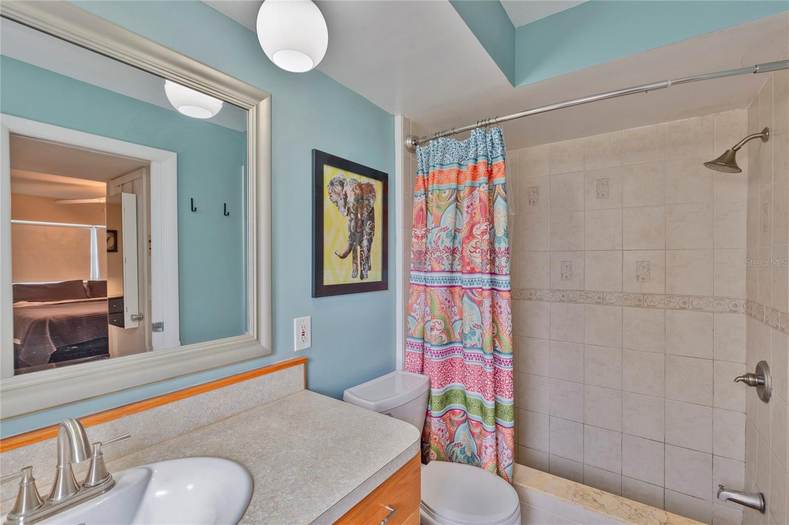 IMPERIAL PARK - Residential Lease