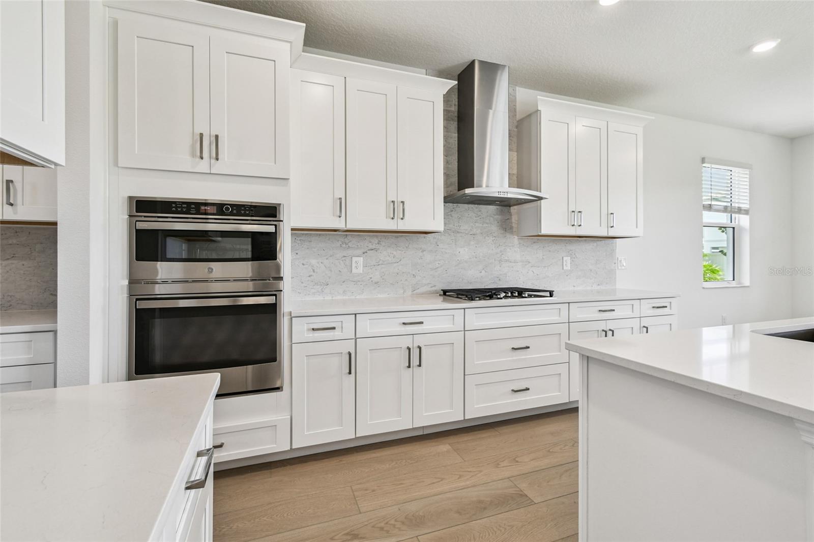 7564 NIGHTHAWK DRIVE