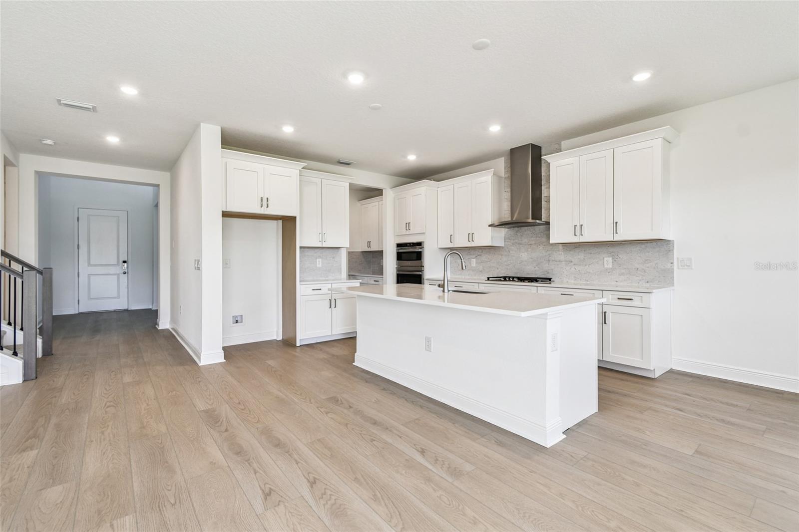 HAWKSTONE - Residential