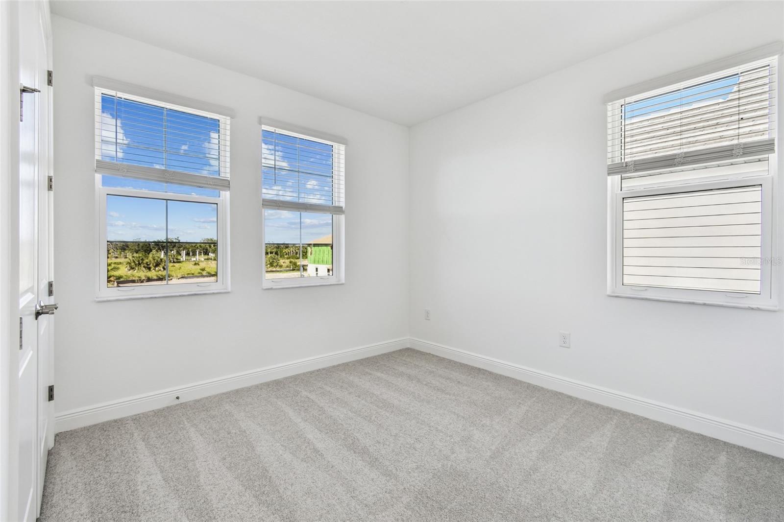 HAWKSTONE - Residential