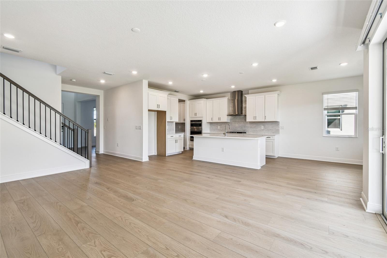 HAWKSTONE - Residential