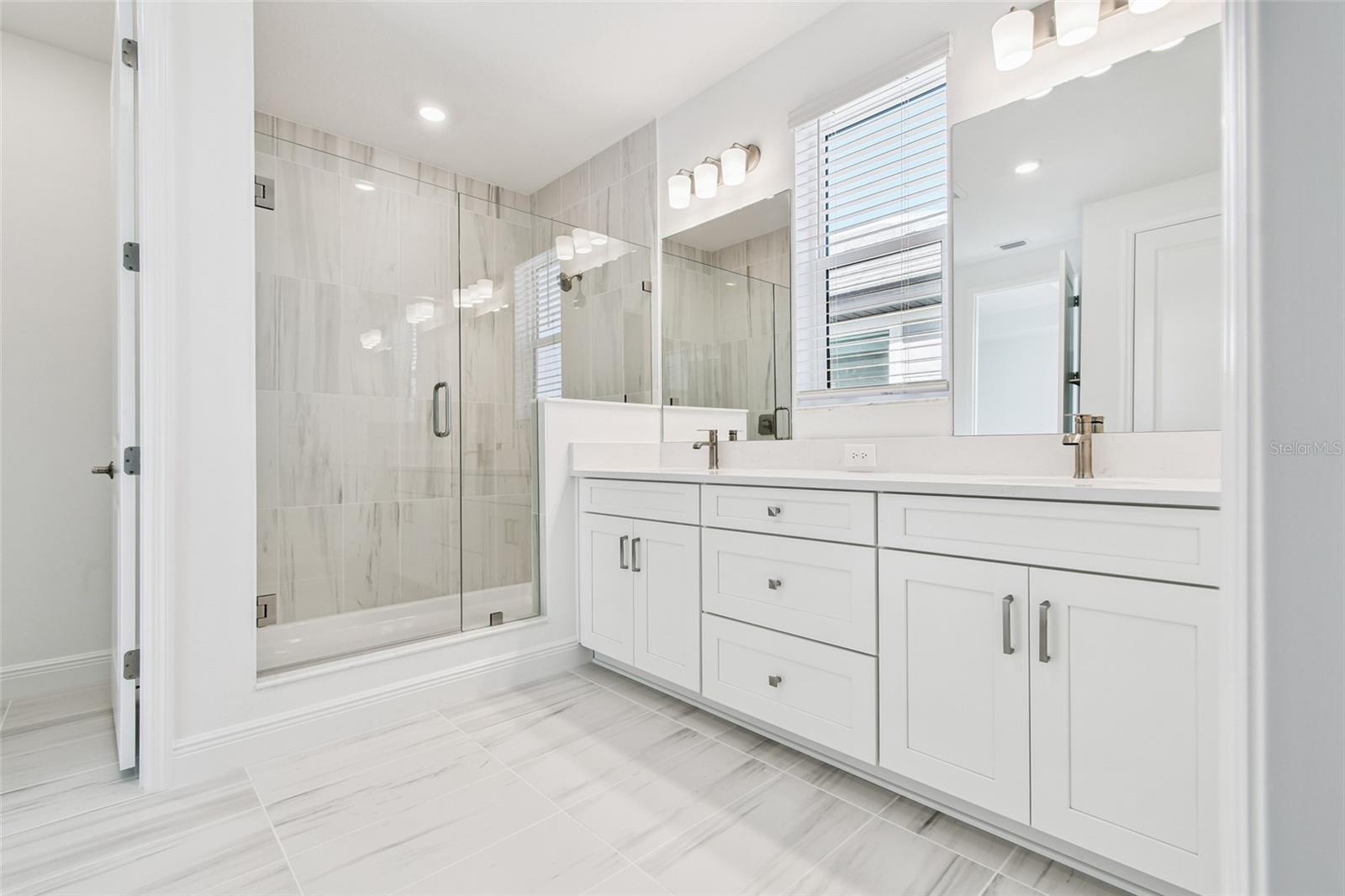 HAWKSTONE - Residential