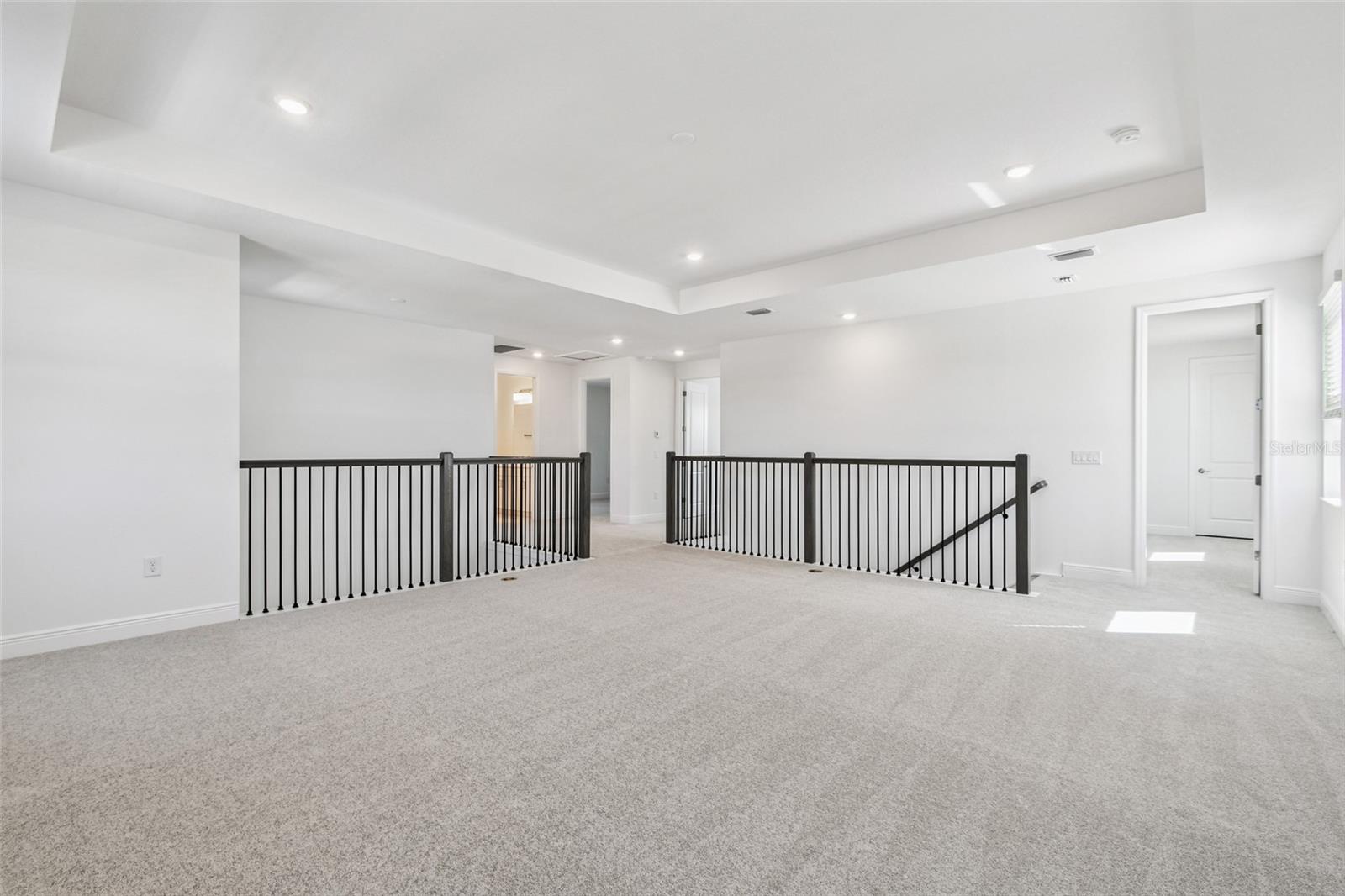 HAWKSTONE - Residential