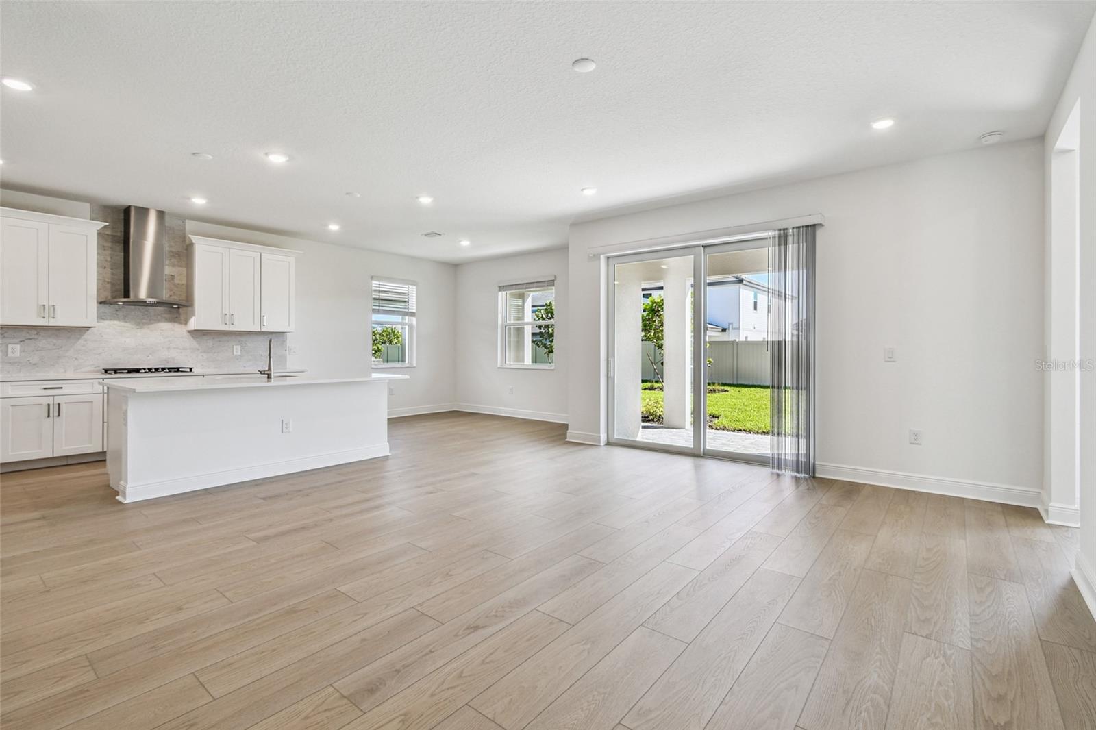 7564 NIGHTHAWK DRIVE