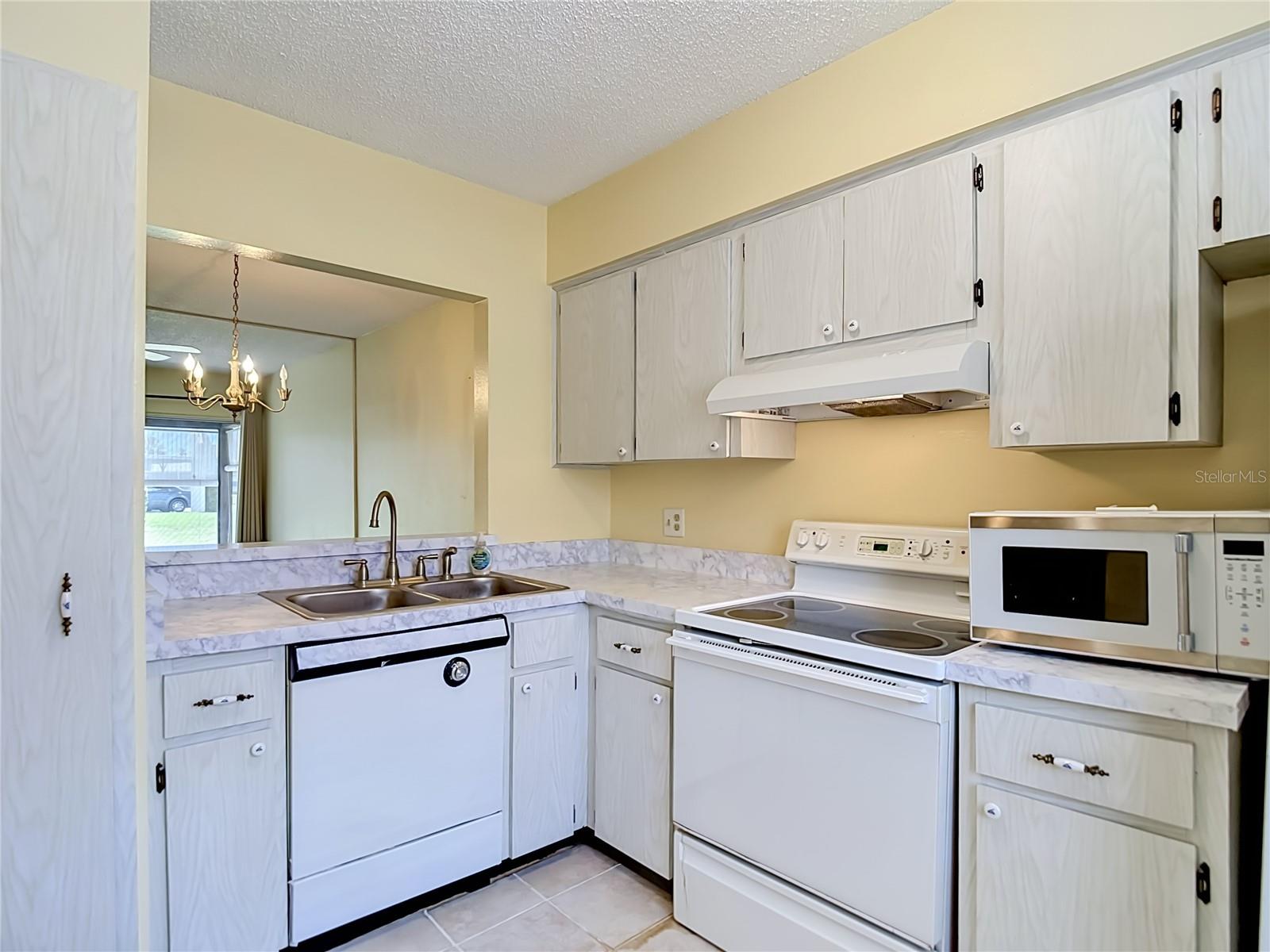 TIMBER OAKS FAIRWAY VILLAS - Residential
