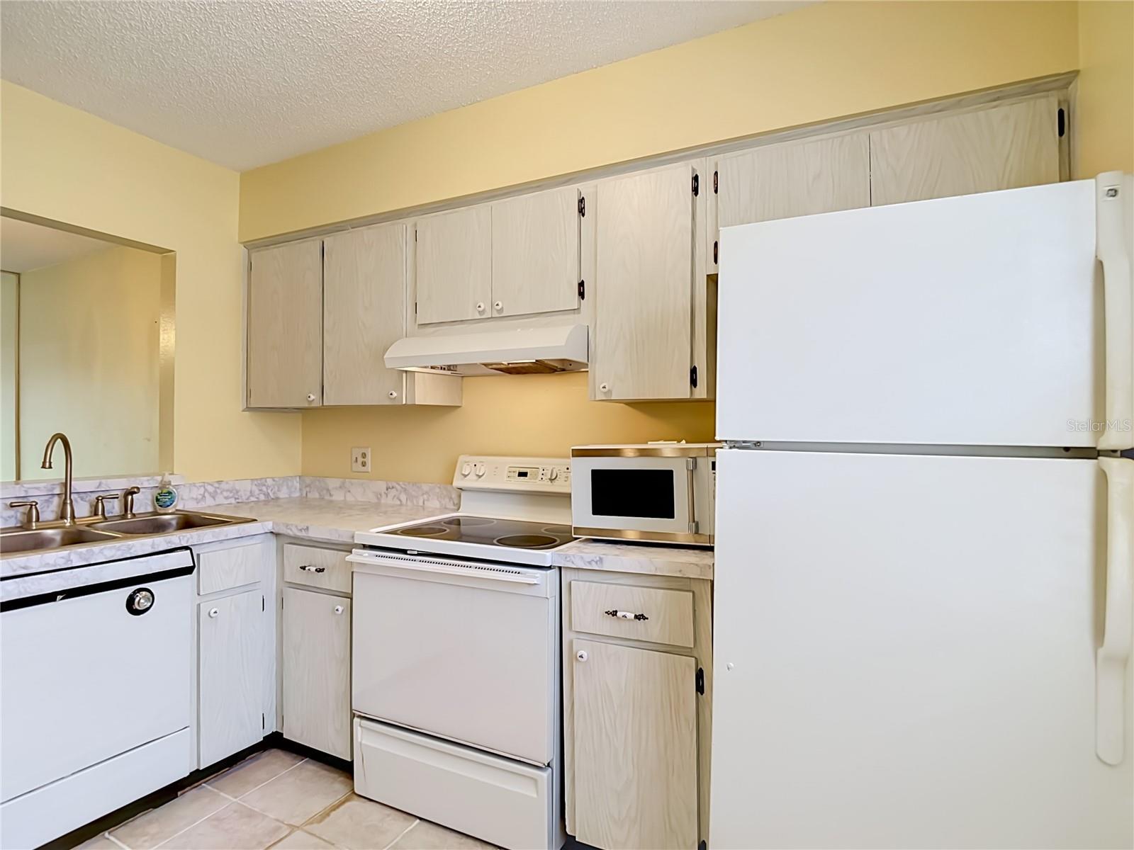TIMBER OAKS FAIRWAY VILLAS - Residential